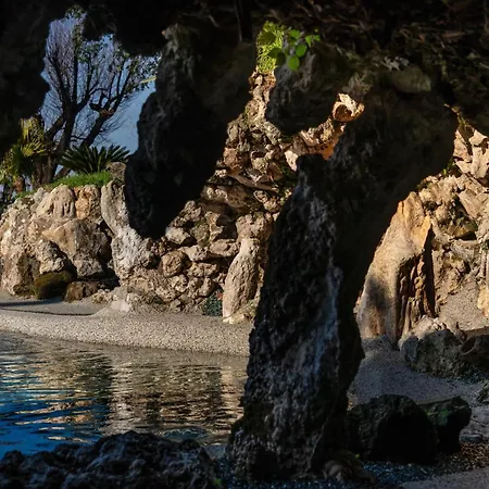 La Tuja Relais Du Parc Вико-Экуенсе