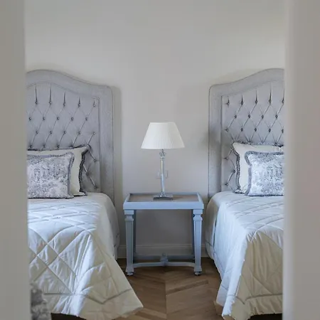 Курортный комплекс La Tuja Relais Du Parc Вико-Экуенсе