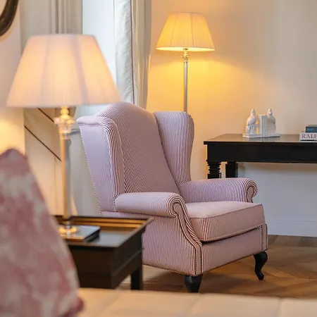 La Tuja Relais Du Parc Вико-Экуенсе