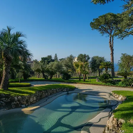La Tuja Relais Du Parc Hétvégi ház Vico Equense